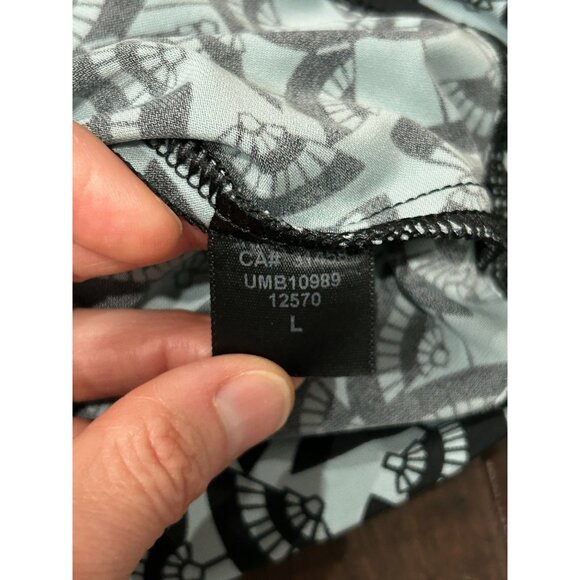 Womens Wrap Style Short Sleeve Top  Black Fan Pattern Light Blue Fabric Size L - Picture 5 of 8